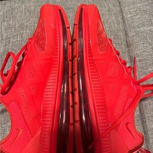 Nike Men's Red Athletic Shoes